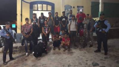 Los cubanos fueron retenidos por la Policía.