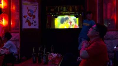 Los médicos no determinaron si el joven murió por cansancio al no dormir o porque sufrió un paro cardiaco.