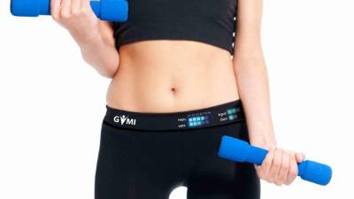 El GyMi es un conjunto de pantalón y camiseta para hacer ejercicio, mide las calorías quemadas durante la jornada y la información es enviada a una aplicación donde el usuario puede dar seguimiento a su desempeño.