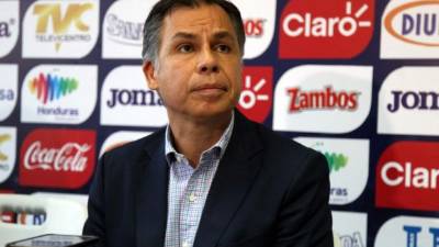 José Ernesto Mejía, secretario de la Fenafuth, compareció en rueda de prensa. Foto Juan Salgado