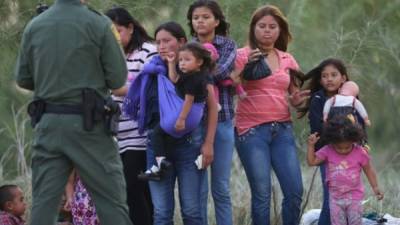 Las madres indocumentadas podrían ser separadas de sus hijos al ser detenidos en la frontera de EUA.