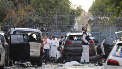 Escenario de un ataque con bomba cerca de estación de la Policía en el distrito de Yenibosna en Estambul, Turquía, 6 de octubre de 2016.