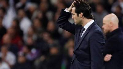 GRAF9380. MADRID, 05/03/2019.- El entrenador del Real Madrid, el argentino Santiago Solari, durante el partido de vuelta de octavos de final de la Liga de Campeones que se disputa esta noche en el estadio Santiago Bernabéu. EFE/Juanjo Martín