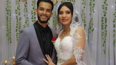 Óscar Alberto Cruz y Yamileth Jiménez se mostraron muy felices por su unión.