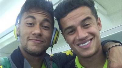 Neymar y Coutinho son grandes amigos y a cada momento comparten en la Seleción Brasileña.