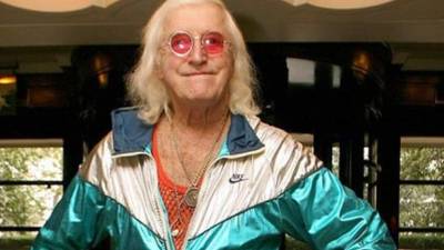 Savile murió en octubre de 2011 a los 84 años. Una investigación reveló que cometió abusos en 41 hospitales del Reino Unido a lo largo de varias décadas.