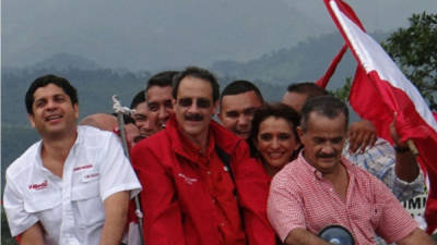 El designado presidencial José M. Chicas y Mauricio Villeda junto a otros liberales recorrieron Santa Bárbara.