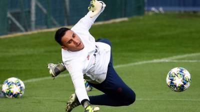 Keylor Navas no jugó con el PSG ante el Brest por una lesión. Foto AFP