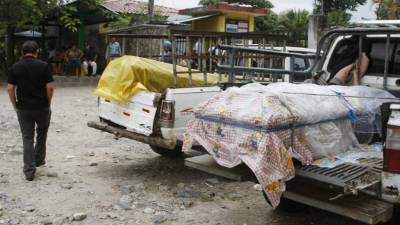 Los cuerpos de los dos hombres fueron retirados ayer.