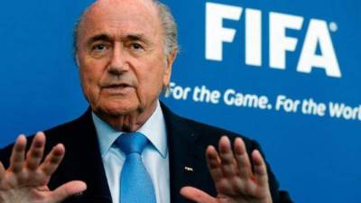 Joseph Blatter comparecerá ante los medios el lunes.