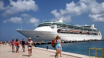 México negó hoy el ingreso de un crucero a la isla de Cozumel (Caribe), en el que viaja una mujer que estuvo en contacto con la primera víctima de ébola en Estados Unidos, aunque ésta no reporta síntomas de la enfermedad, dijo a Efe una fuente oficial. EFE