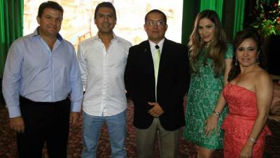 Jesús Canahuati, Jorge Gutiérrez, Manny Ortiz, Zobeida Alemán y Miriam Fernández.