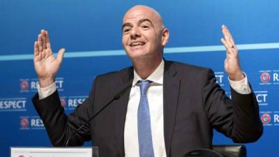 El actual secretario general de la UEFA dice que tiene la capacidad y experiencia para manejar la FIFA si gana las eleccciones.