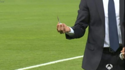 Momento en que Lucas mostraba lo encontrado.