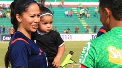Shirley Perelló regresó a Liga Nacional el mes pasado. La línea hondureña no participaba en Liga desde 2012, durante ese tiempo, perdió a su madre, fue operada de una lesión y trajo al mundo a su primera bebé.