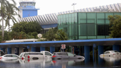 Las operaciones en el aeropuerto de Acapulco están canceladas.