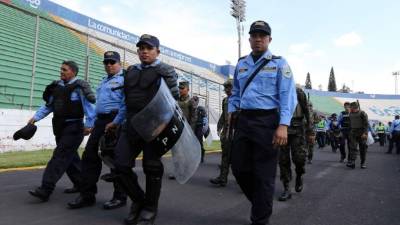 La Policía pondrá la seguridad en el estadio Nacional. Foto Ronald Aceituno