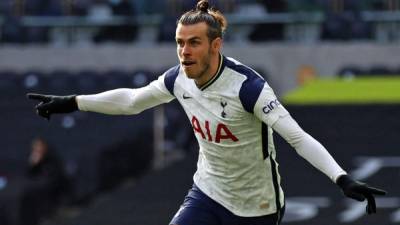 Gareth Bale brilló con dos goles y una asistencia en el triunfo del Tottenham sobre el Burnley. Foto AFP