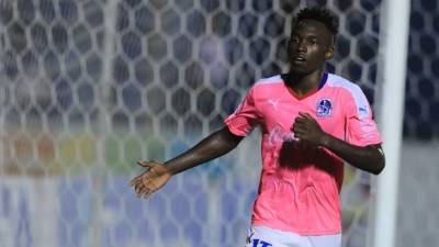 Elis marcó su primer gol con la camiseta merengue.