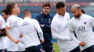 Mauricio Pochettino durante el último entrenamiento del PSG. Foto EFE