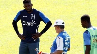 Jorge Luis Pinto convocó a Johnny Palacios para los partidos eliminatorios contra Canadá y México.