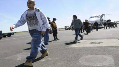 El Gobierno de Estados Unidos prevé un descenso del número de inmigrantes indocumentados que fueron deportados durante el año fiscal 2015.