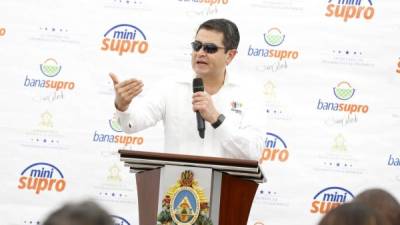 El presidente Juan Orlando Hernández en un evento ayer, en Roatán, Islas de la Bahía.