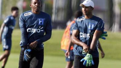 Luis López (izquierda) estará reemplazando a Escober (derecha) en el combinado catracho.