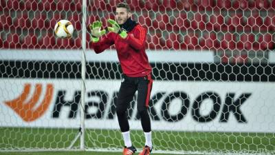 El guardameta español del Manchester United David De Gea participó en el entrenamiento del equipo previo al encuentro con el Midtjylland, pero no jugó.