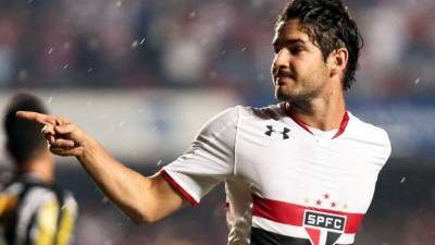 El FC Barcelona se ha fijado en el brasileño Pato.