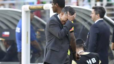 Juan Carlos Osorio es el principal señalado por la dura derrota de México. Foto EFE