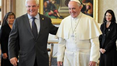-FOTODELDÍA- AME1205. CIUDAD DE GUATEMALA (GUATEMALA), 06/07/2020.- Los hermanos Luis Enrique y Ricardo Alberto Martinelli Linares, hijos del expresidente panameño Ricardo Martinelli, permanecen detenidos en la Torre de Tribunales este lunes en Ciudad de Guatemala (Guatemala). De acuerdo a fuentes oficiales, ambos hermanos pretendían salir de Guatemala con destino a Panamá en un vuelo humanitario cuando las autoridades los detuvieron. El portavoz de la Policía Nacional Civil, Jorge Aguilar, explicó que los dos hermanos, de nacionalidad italiana y panameña, son acusados de 'conspiración para cometer lavado de dinero implicando actividad específica según el código de los Estados Unidos'. EFE/ Esteban Biba