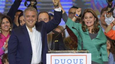 Duque, discípulo de Uribe, sucederá al impopular Juan Manuel Santos en la presidencia de Colombia.