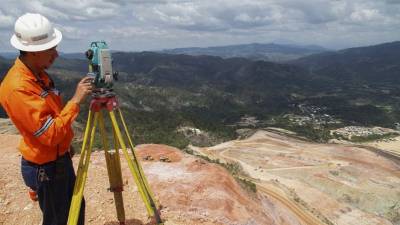 En la mina a cielo abierto de San Andrés Minas se saca oro. Fotos: Wendell Escoto
