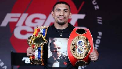 Teófimo López defenderá sus títulos de peso ligero IBF-WBA-WBC-WBO contra George Kambosos el 19 de junio en Miami. Foto Getty Images/AFP
