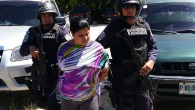 Karla Vásquez al momento de su detención. Foto de archivo.