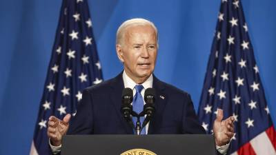 El presidente de Estados Unidos, Joe Biden, hablando durante una rueda de prensa al margen de la Cumbre del 75º Aniversario de la Organización del Tratado del Atlántico Norte (OTAN).