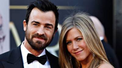 Justin Theroux y Jennifer Aniston.