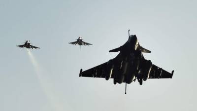 Los cazas turcos advirtieron al avión de guerra ruso que se alejara de su espacio aéreo, según el Pentágono.