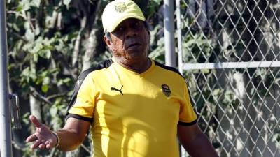 Ramón 'Primitivo' Maradiaga durante el entrenamiento de este jueves del Real España. Foto Neptalí Romero