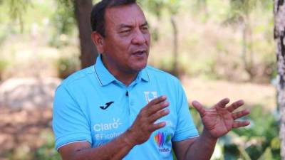 Carlos Tábora se alista para dirigir a la selección de Honduras en el Mundial Sub-20.