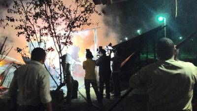 Así quedó la vivienda donde fue quemado el cuerpo del vigilante David Solís de la colonia Lomas de Pepe Lobo.