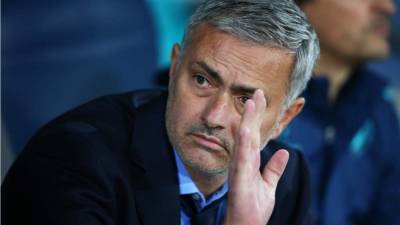 Mourinho dejó al Chelsea en el puesto 16 de la tabla de posiciones, con 9 derrotas en 16 partidos.