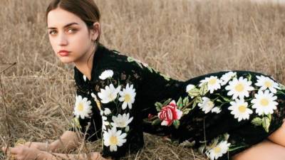 La bella actriz cubana Ana de Armas.