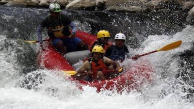 Además del rafting; el kayak, canopy y el camping son actividades que se pueden practicar con la ayuda de un experto en este lugar durante todo el año.