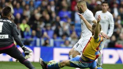 Benzema se hizo presente en el marcador. AFP / JAVIER SORIANO