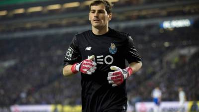 Iker Casillas, sigue acumulando récords impresionantes en su exitosa carrera dentro del futbol profesional.