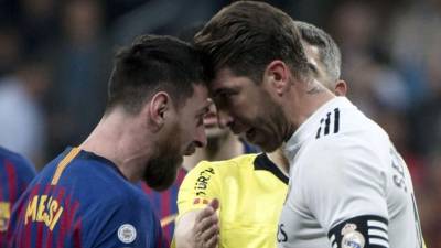 Sergio Ramos y Messi se encararon tras la agresión del capitán del Real Madrid al argentino. Foto AFP