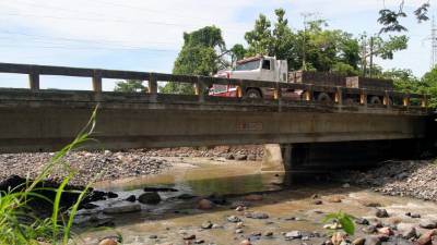 Los pobladores de San Antonio de Cortés piden el dragado de la quebrada La Joya.