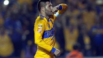 El francés André-Pierre Gignac marcó uno de los goles de la victoria de Tigres sobre América. Foto AFP